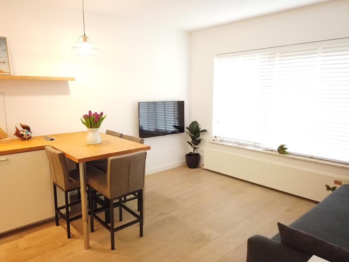 2-Room Apartment + 2 E-Bikes อัลค์มาร์ ภายนอก รูปภาพ